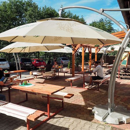 Penzion U Lavky Kvetnice エクステリア 写真
